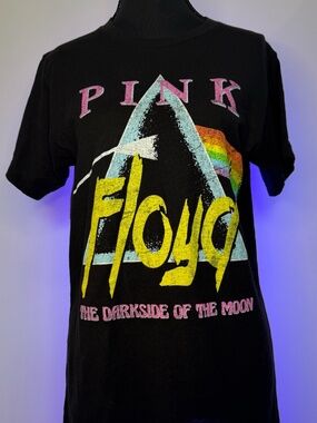 Pink Floyd Dark Side of the Moon Graphic Band Tee Black Rainbow Shirt S/M